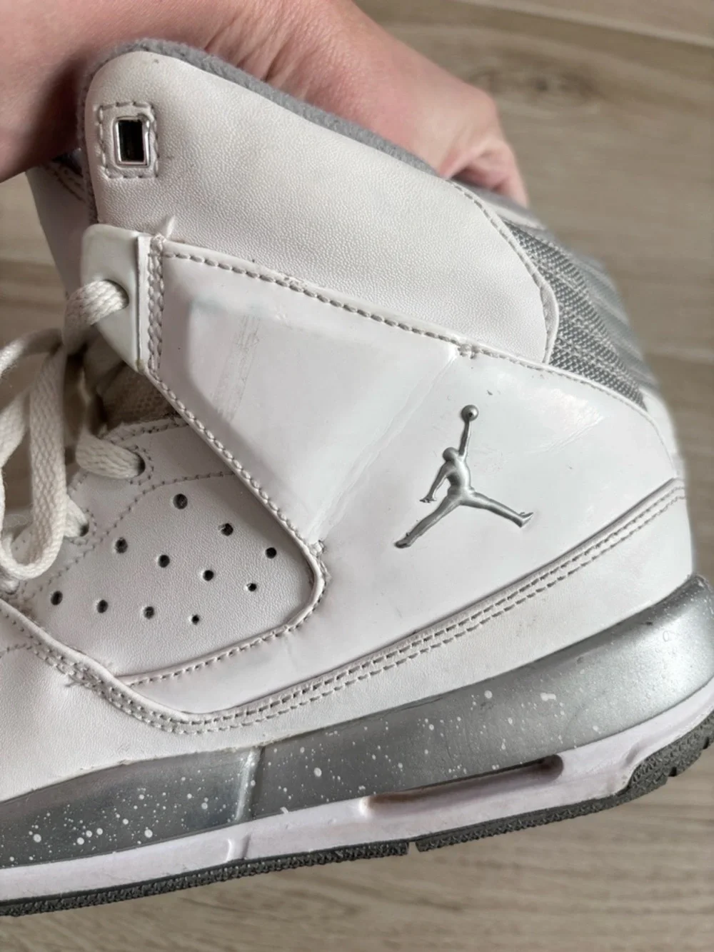 Nike Air Jordan SC-1 Sneakers in White Metallic Silver Youth Boys Size 6.5